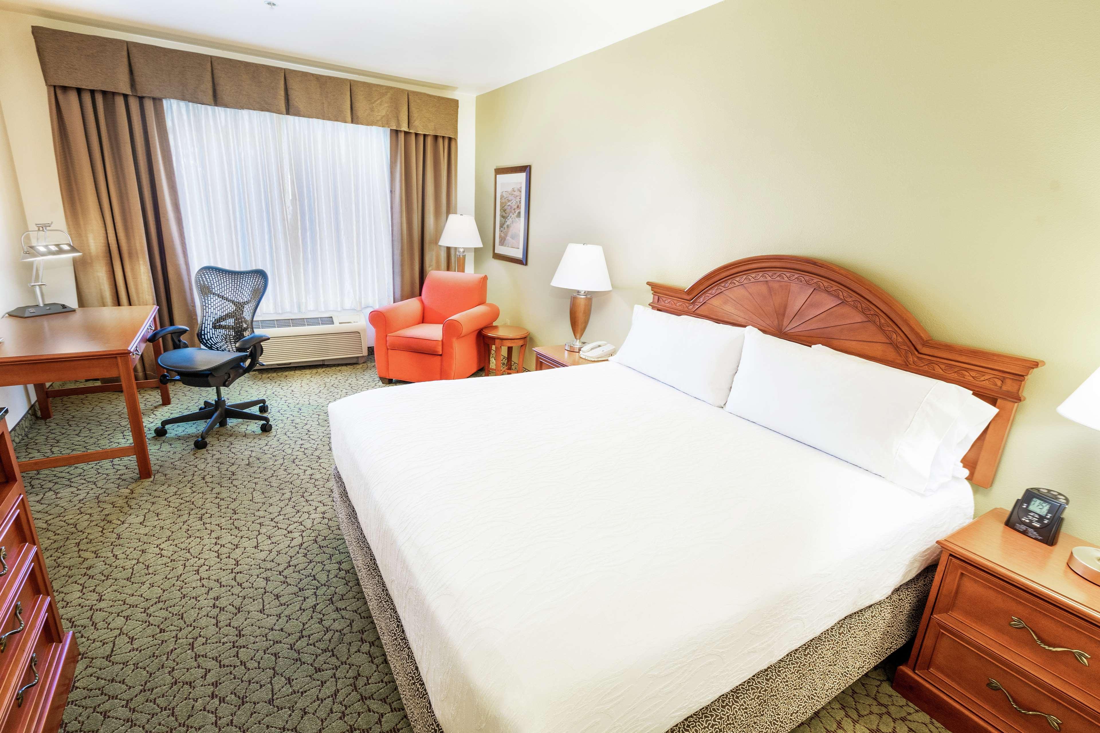 Hilton Garden Inn Ontario Rancho Cucamonga Esterno foto