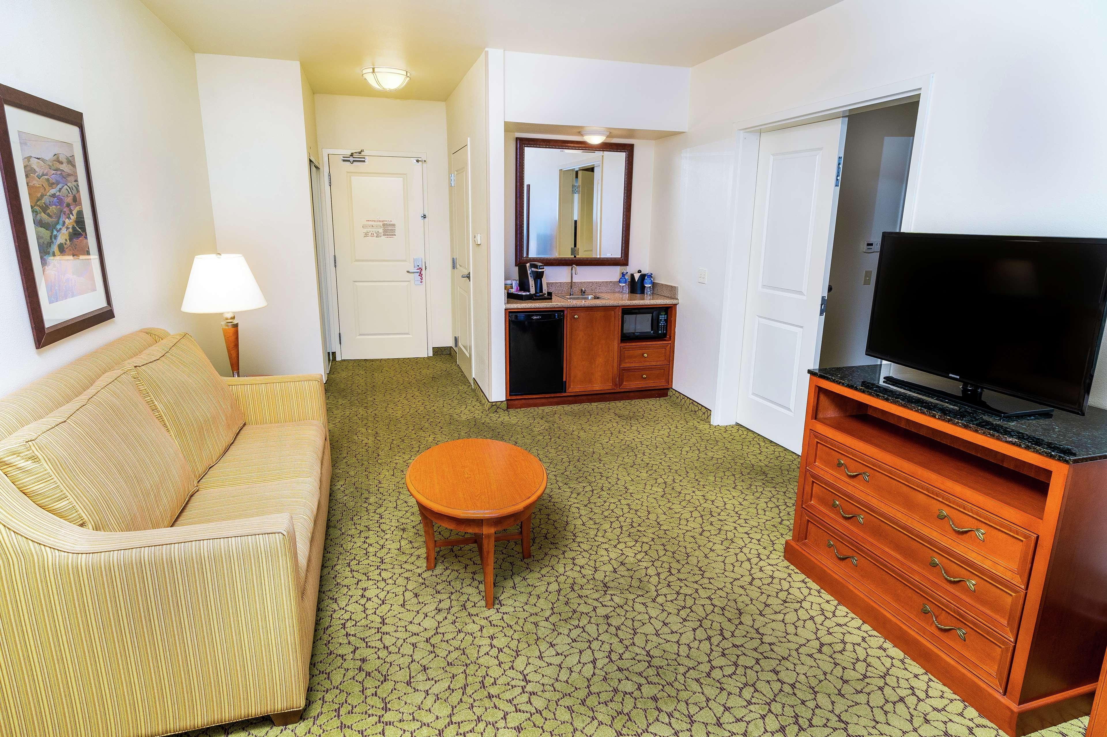 Hilton Garden Inn Ontario Rancho Cucamonga Esterno foto