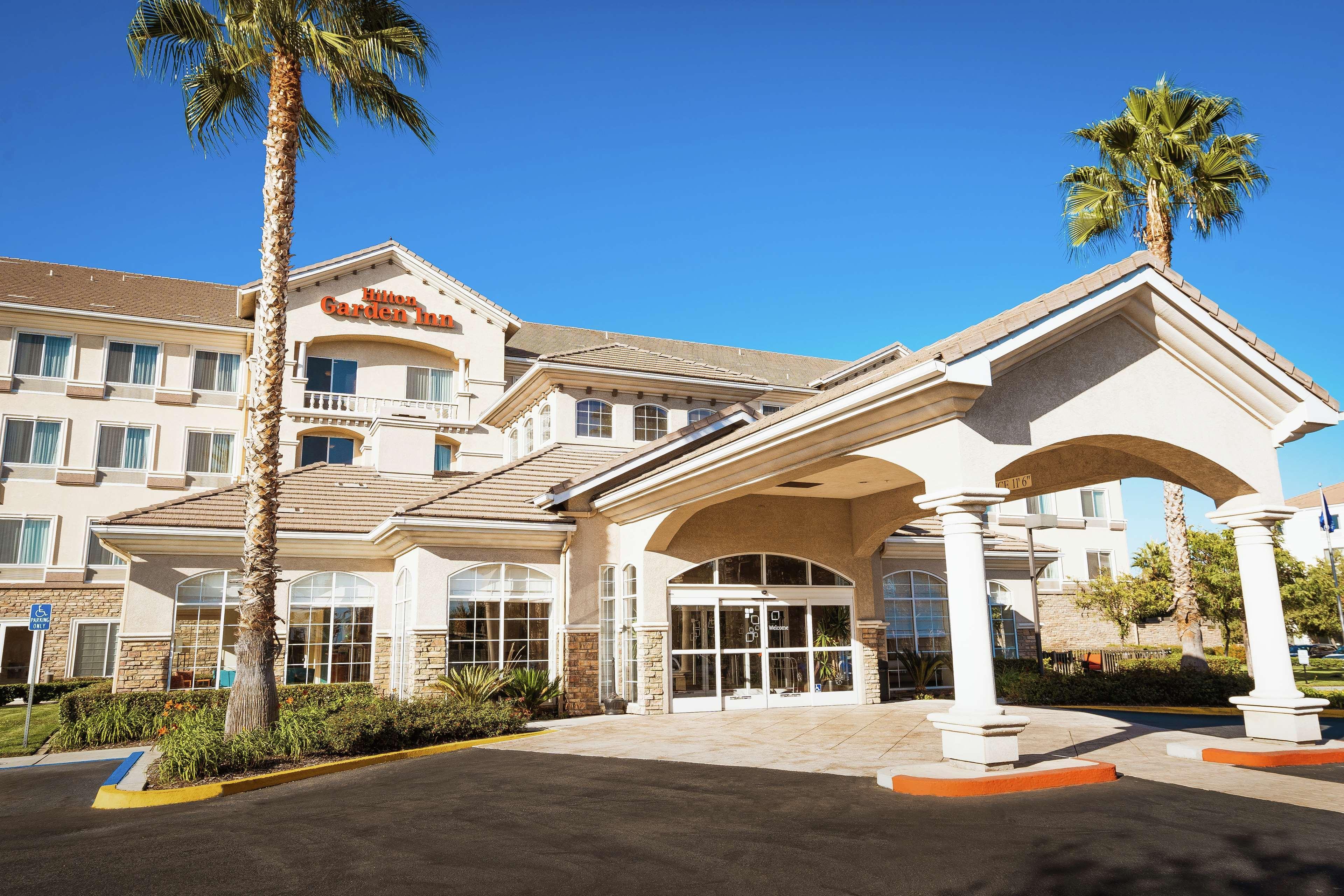 Hilton Garden Inn Ontario Rancho Cucamonga Esterno foto