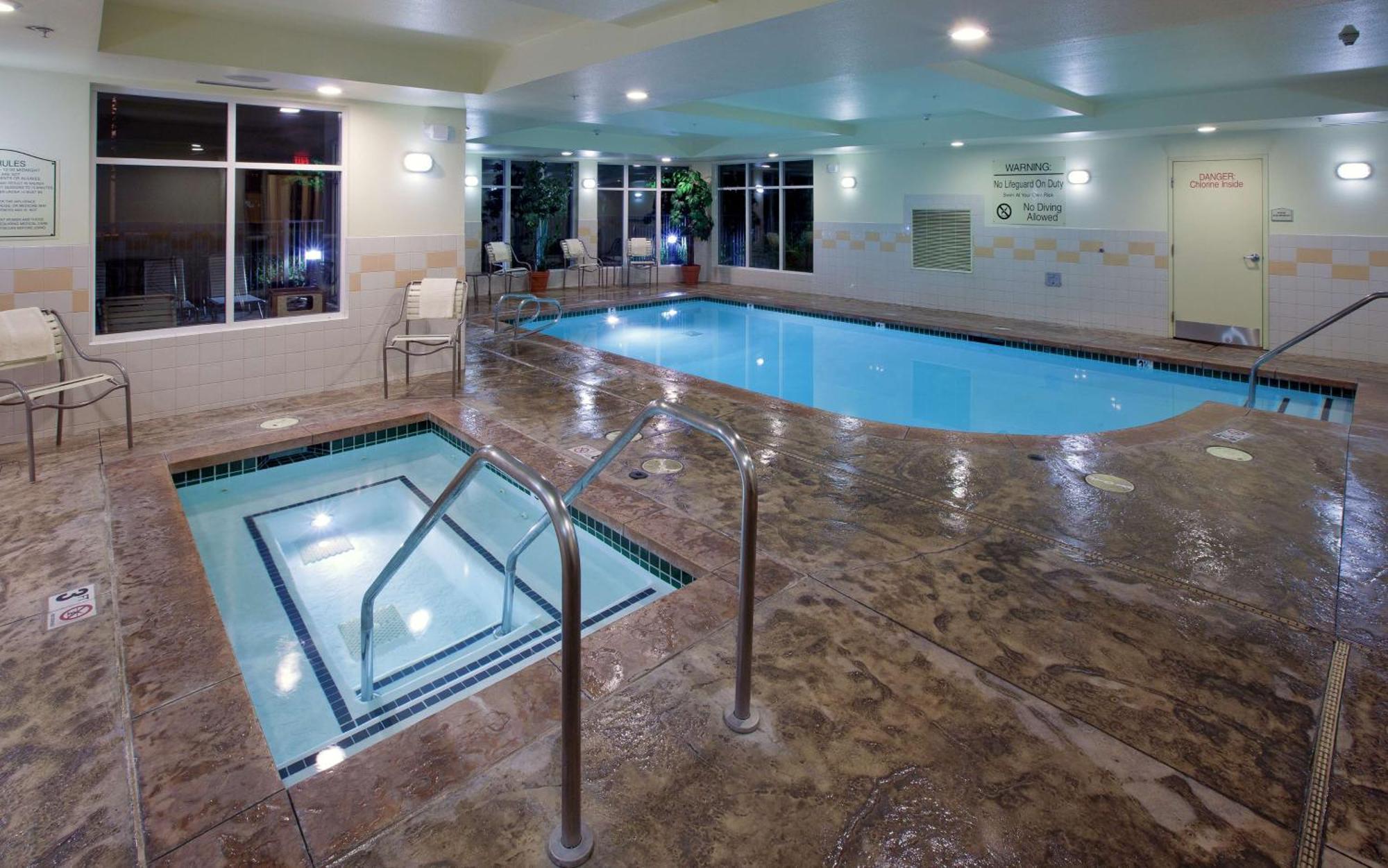 Hilton Garden Inn Ontario Rancho Cucamonga Esterno foto