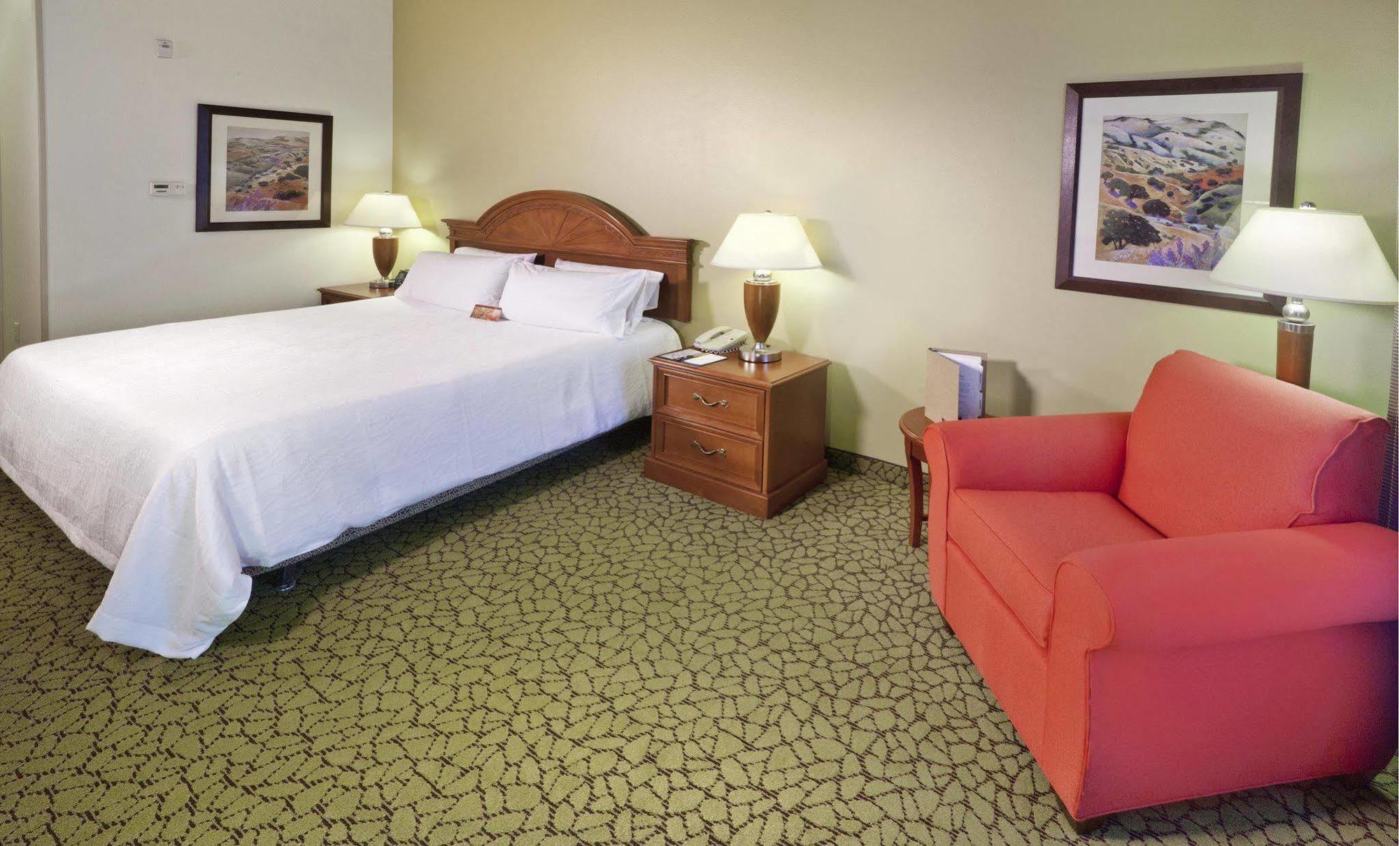 Hilton Garden Inn Ontario Rancho Cucamonga Esterno foto